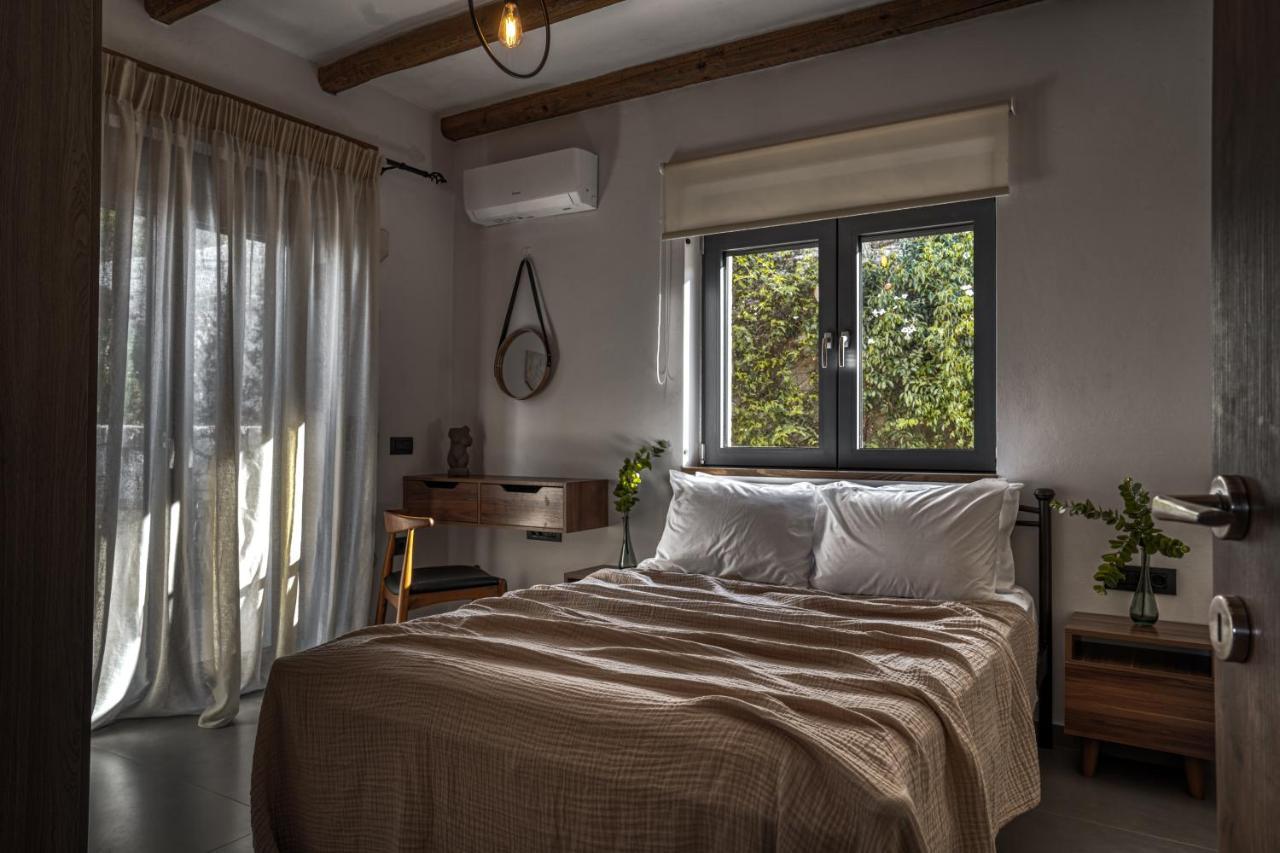 Violet Private Stone Villa Lagopodhon 外观 照片